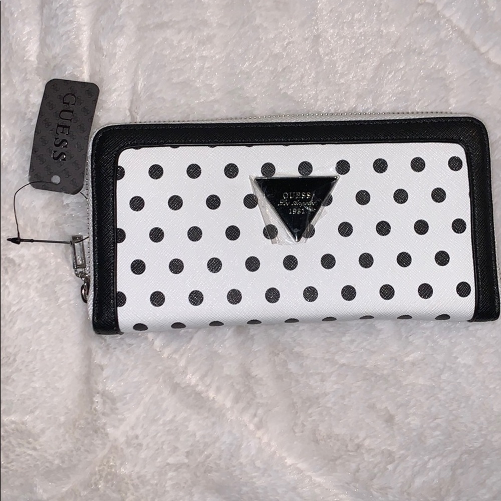 Guess Wallet